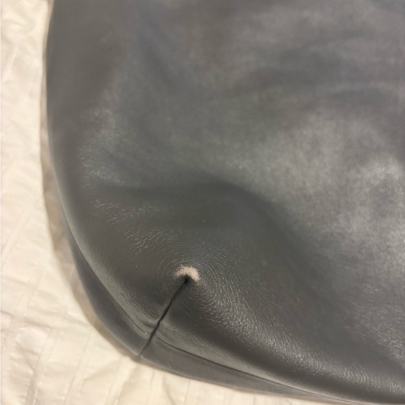 WANT Les Essentiels Grey Leather Tote - Picture 2 of 11